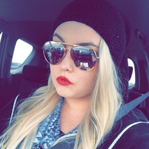 Meet your Posher, Tiffany